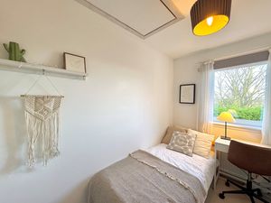 Photo 19- click for photo gallery